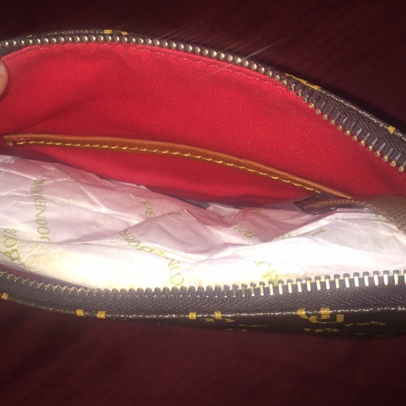 Dooney & Bourke Shoulder Bag - Picture 3 of 3